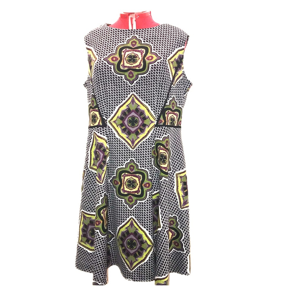 Melonie Size 18W scuba fabric dress